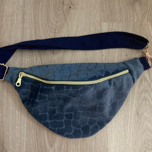 Le sac Banane effet croco – Image 4