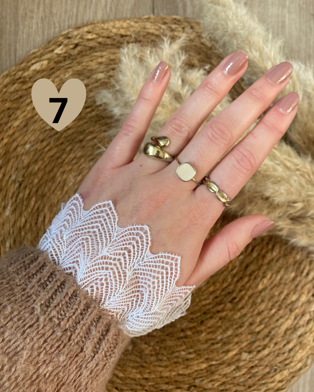 Manchettes amovibles en dentelle brodée blanche – Image 10