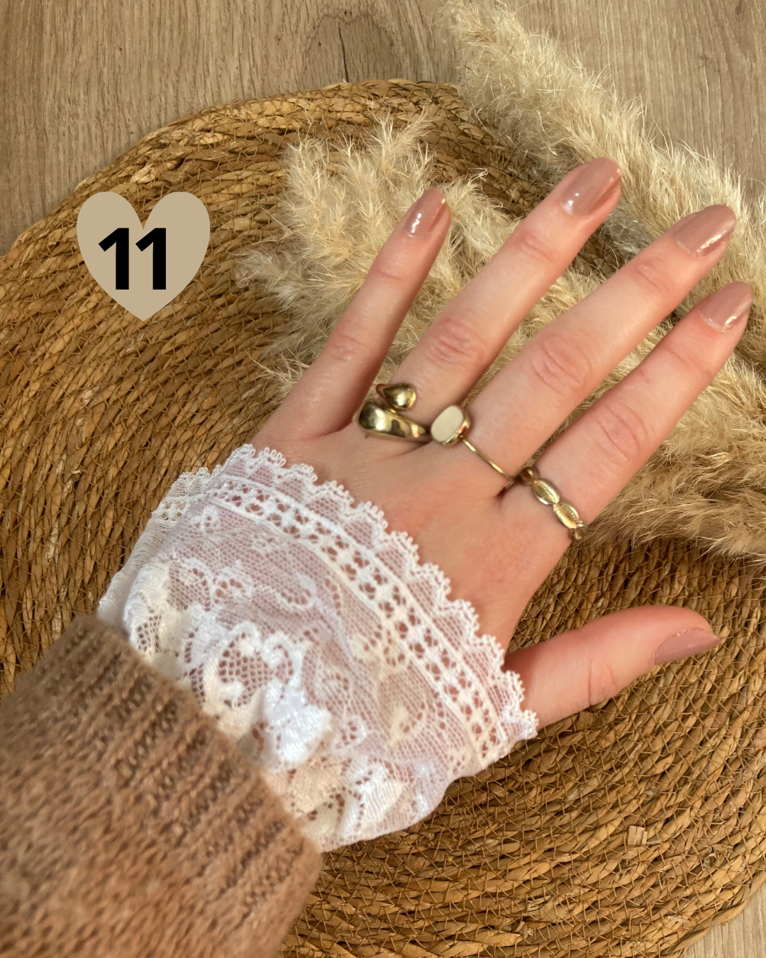 Manchettes amovibles en dentelle brodée blanche – Image 14