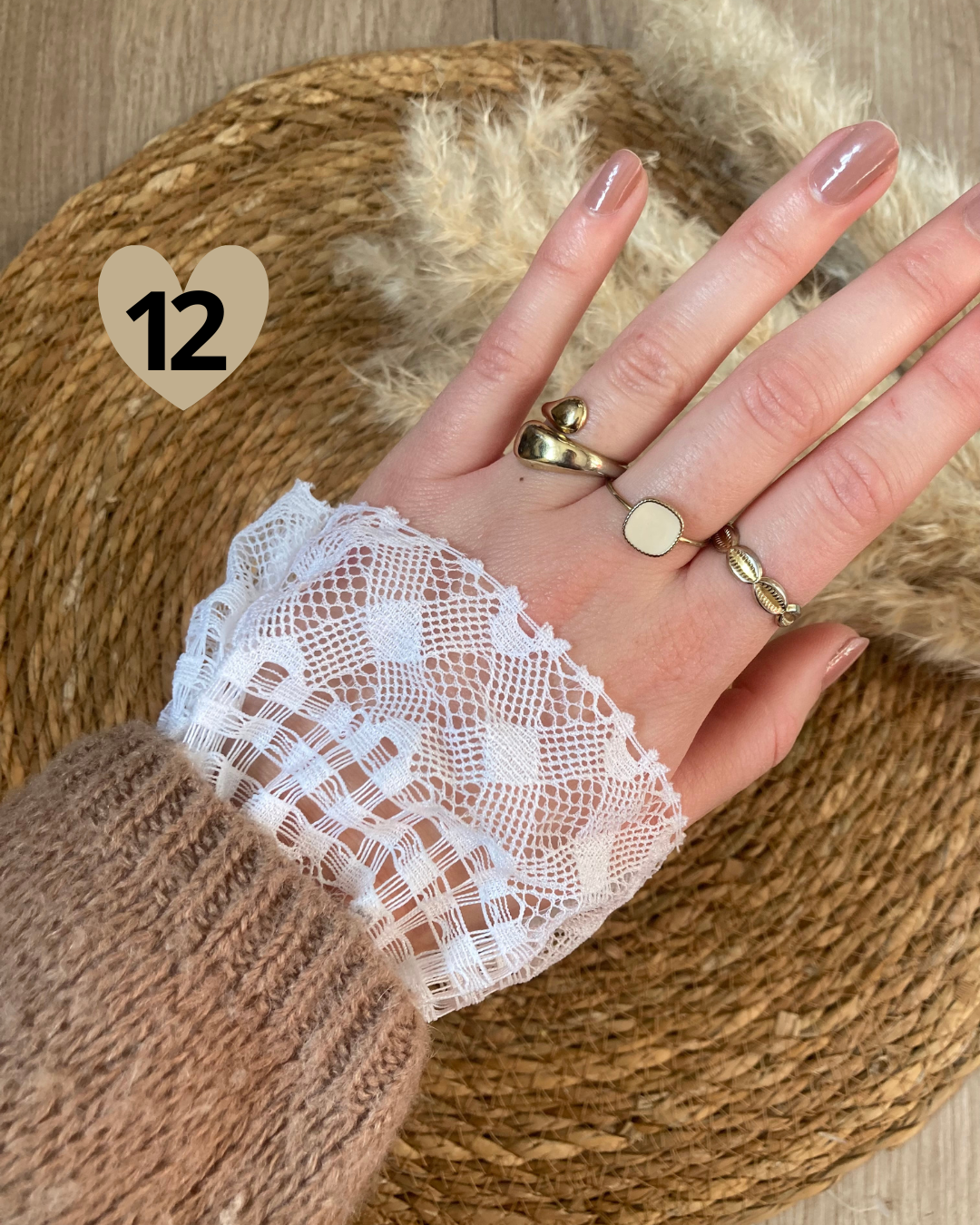 Manchettes amovibles en dentelle brodée blanche – Image 15