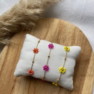 Bracelet petites fleurs