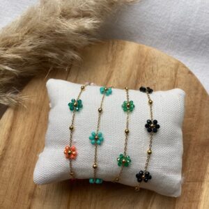 Bracelet petites fleurs